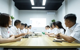 Dongguan Tenwin Electronic Technology Co.Ltd Bluetooth earphones factory product development meeting